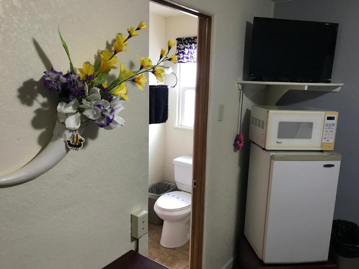 Highland Court Motel Fairmont Екстериор снимка