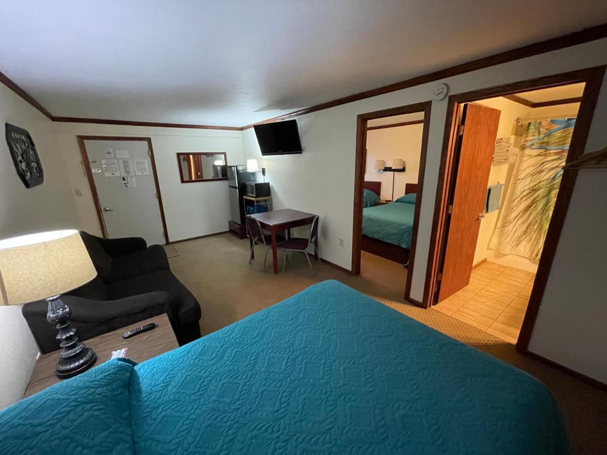 Highland Court Motel Fairmont Екстериор снимка