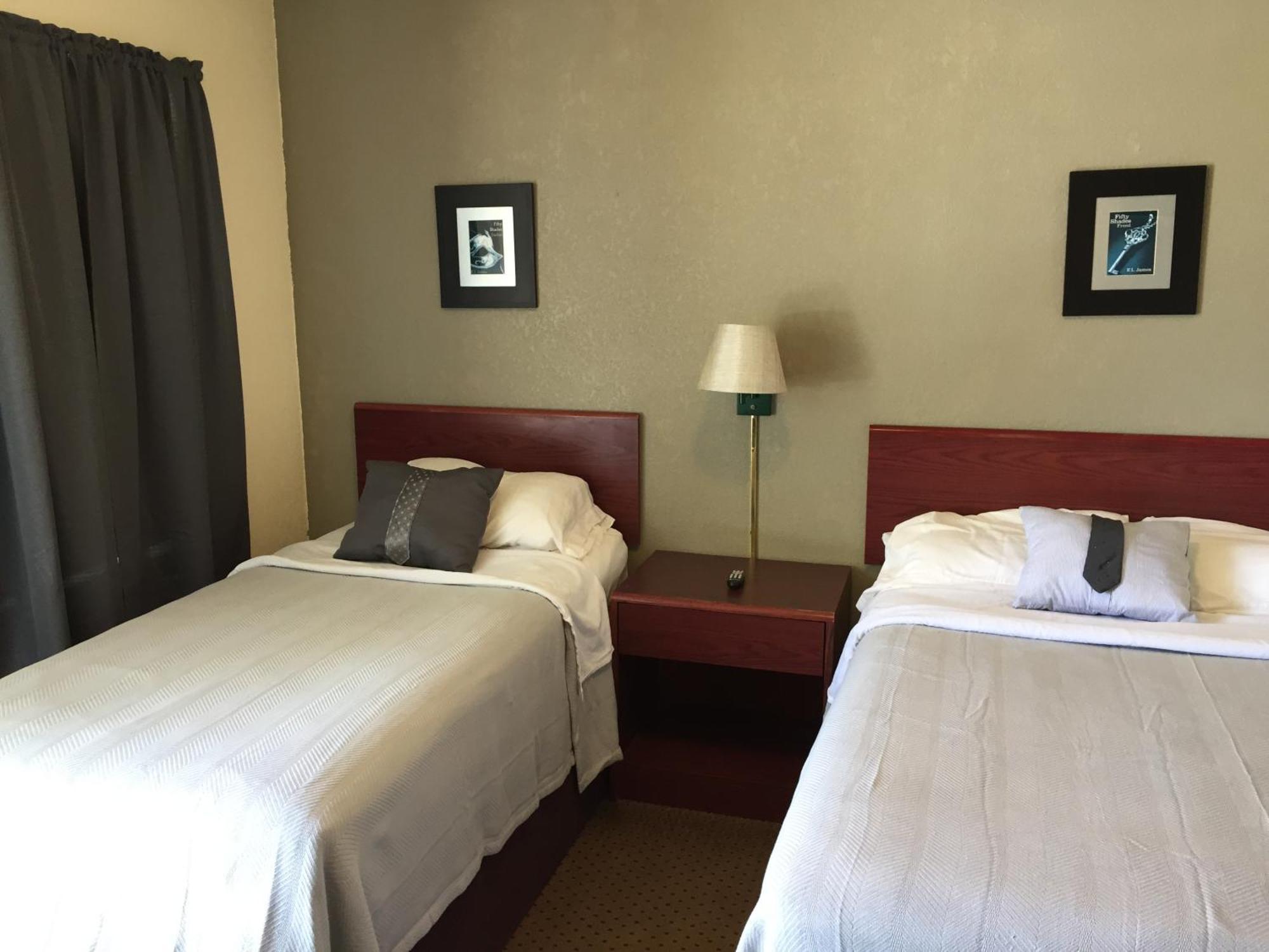 Highland Court Motel Fairmont Стая снимка