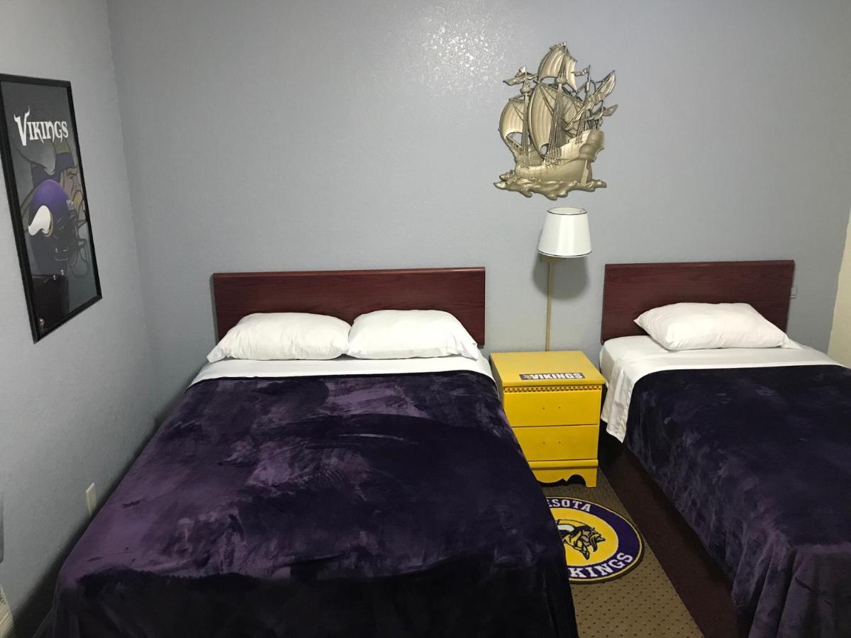 Highland Court Motel Fairmont Екстериор снимка